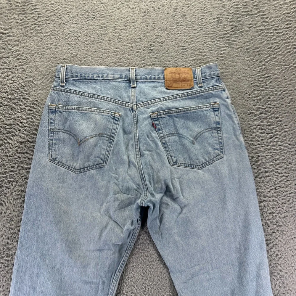 Levis before purchasing